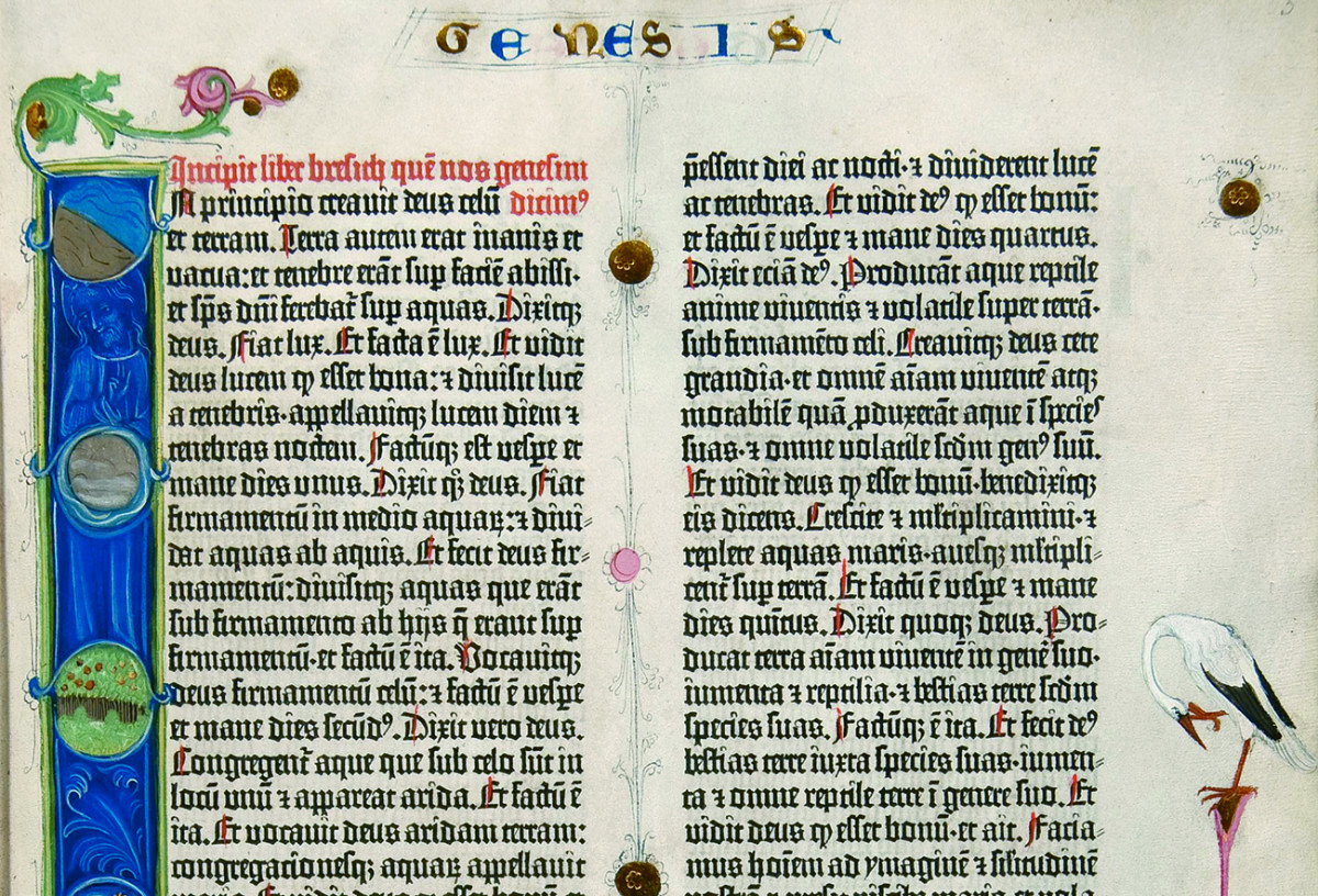 Pagina della bibbia stampata da Johannes Gutenberg intorno al 1454 con carattere gotico Textura.